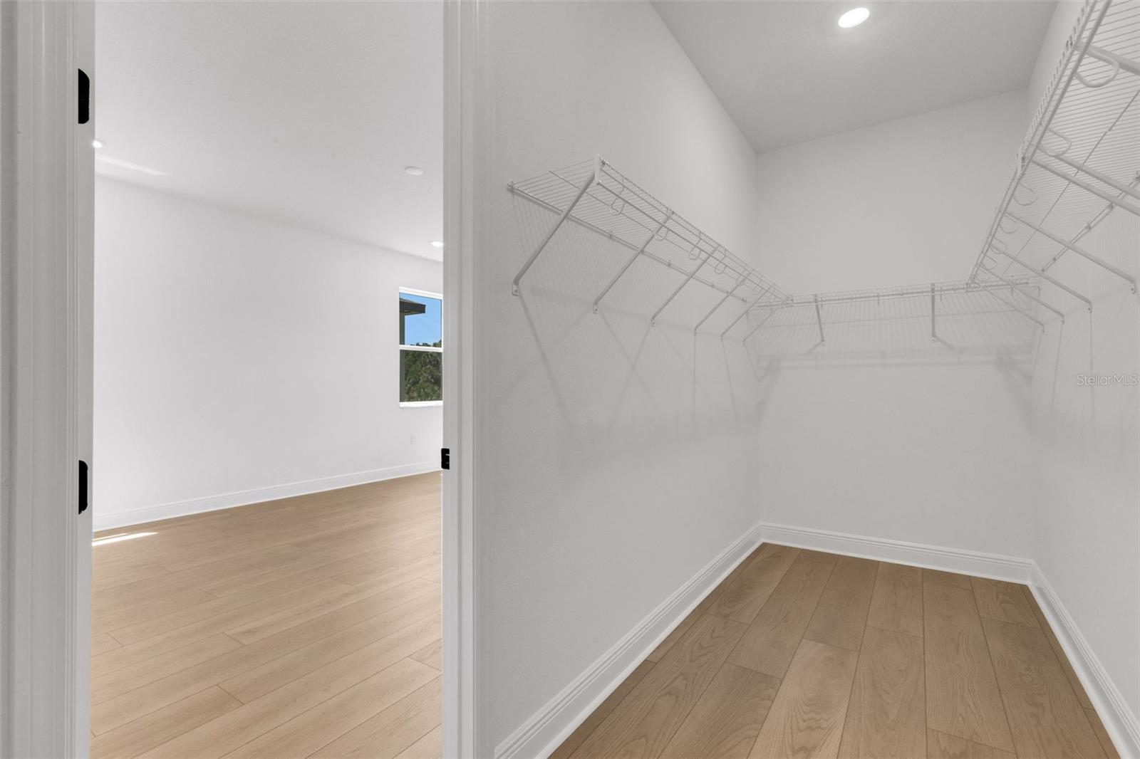 CREEKS EDGE AT TWIN RIVERS - Residential