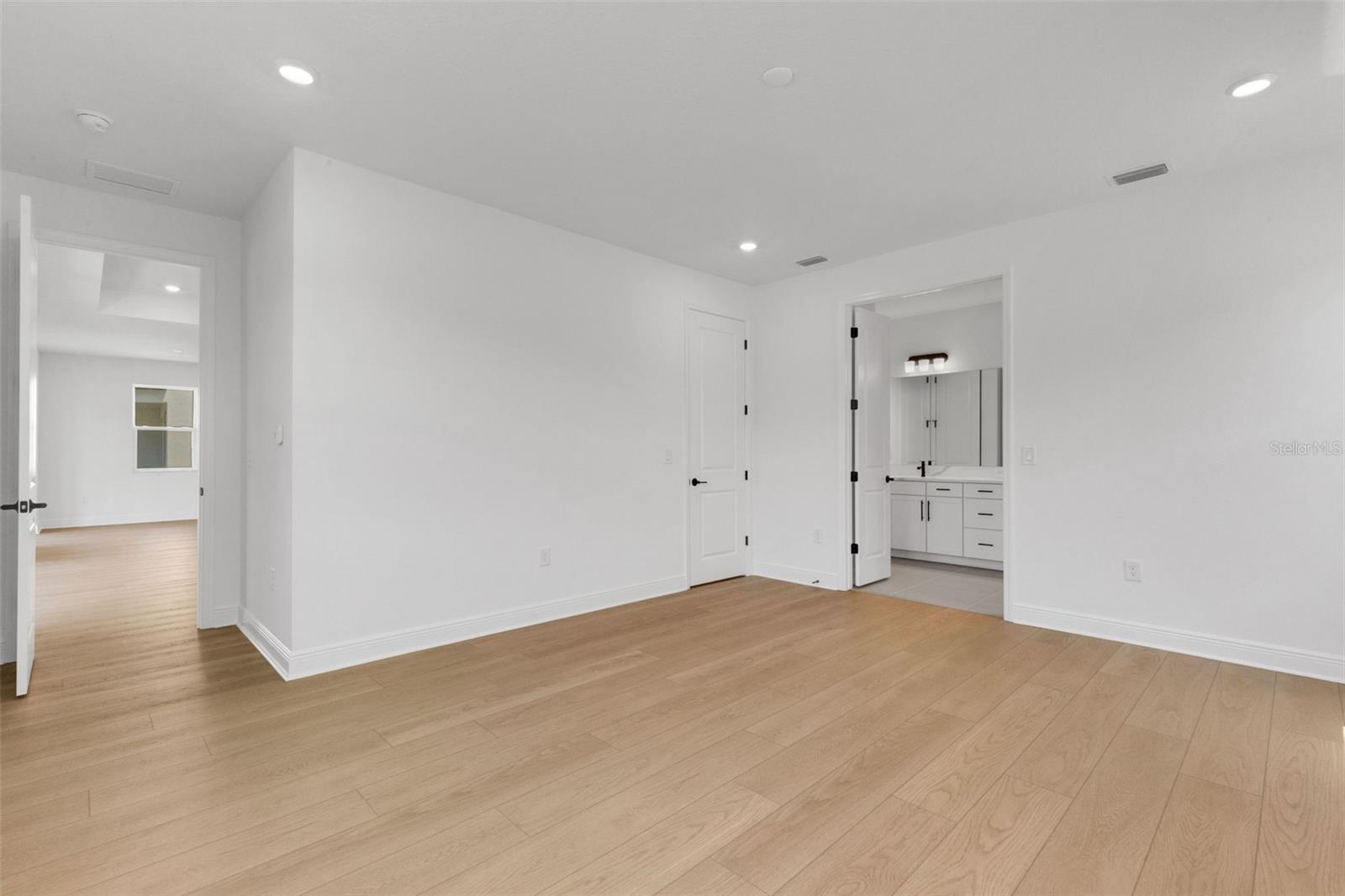 CREEKS EDGE AT TWIN RIVERS - Residential