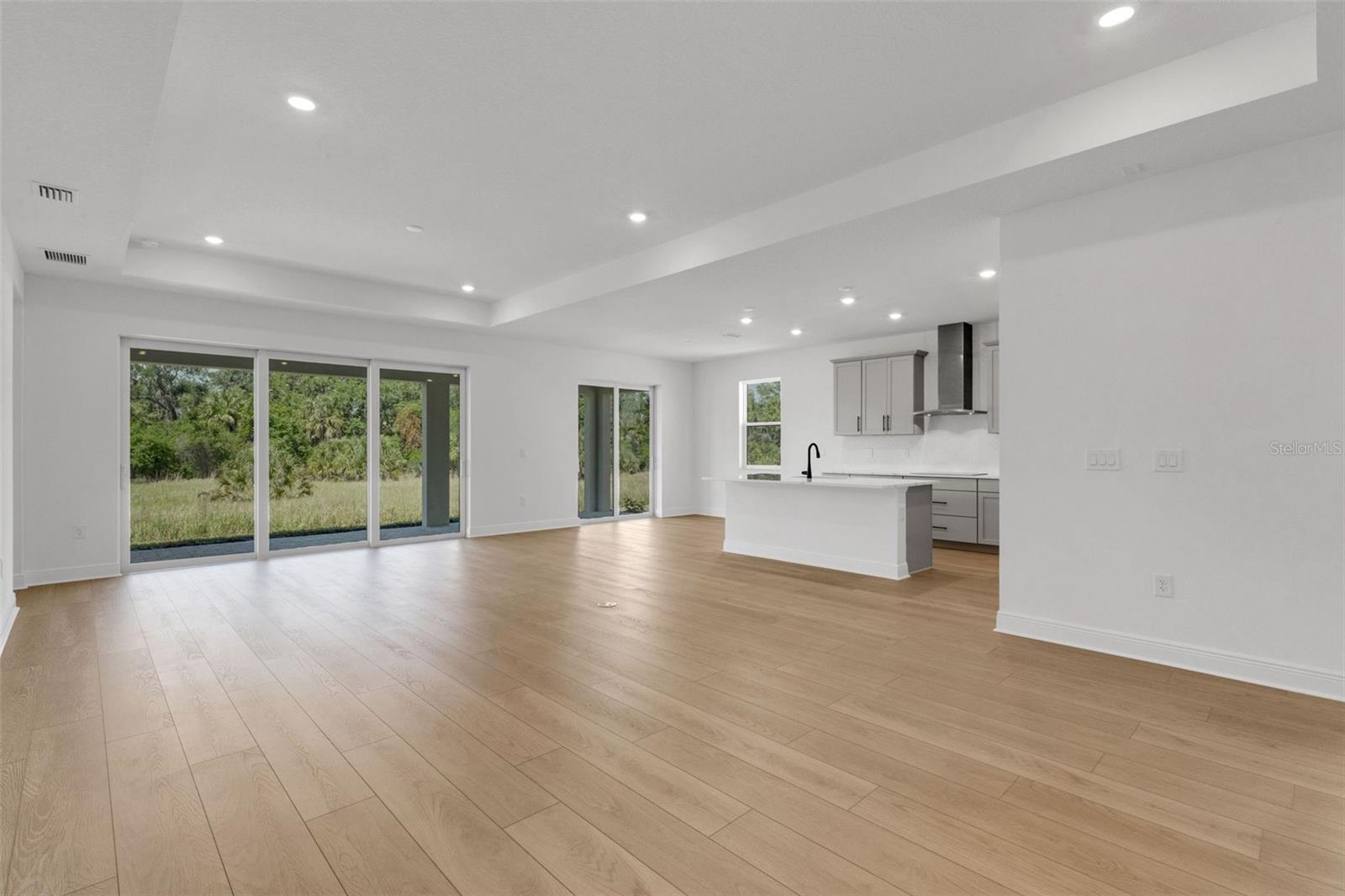 CREEKS EDGE AT TWIN RIVERS - Residential