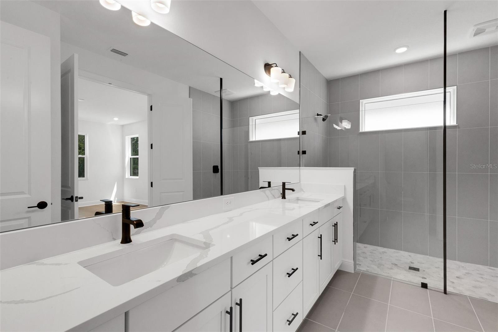 CREEKS EDGE AT TWIN RIVERS - Residential