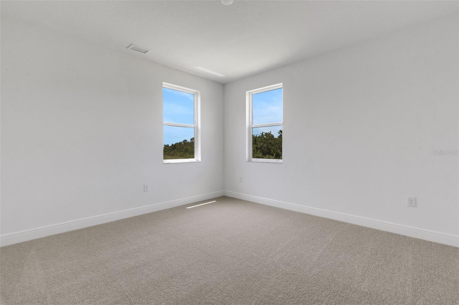 CREEKS EDGE AT TWIN RIVERS - Residential