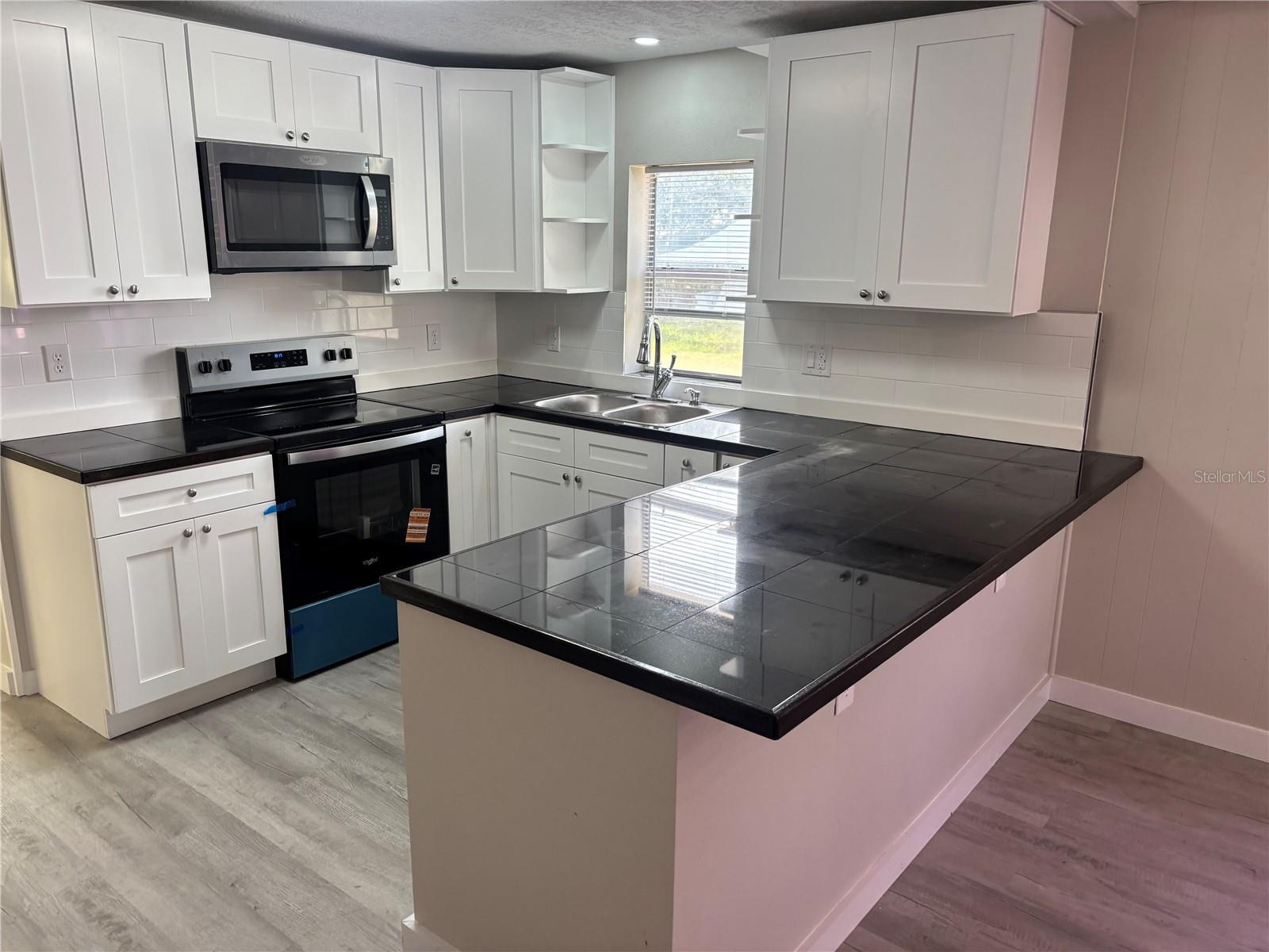 DONS PLACE - Residential