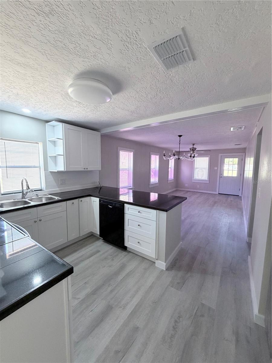 DONS PLACE - Residential