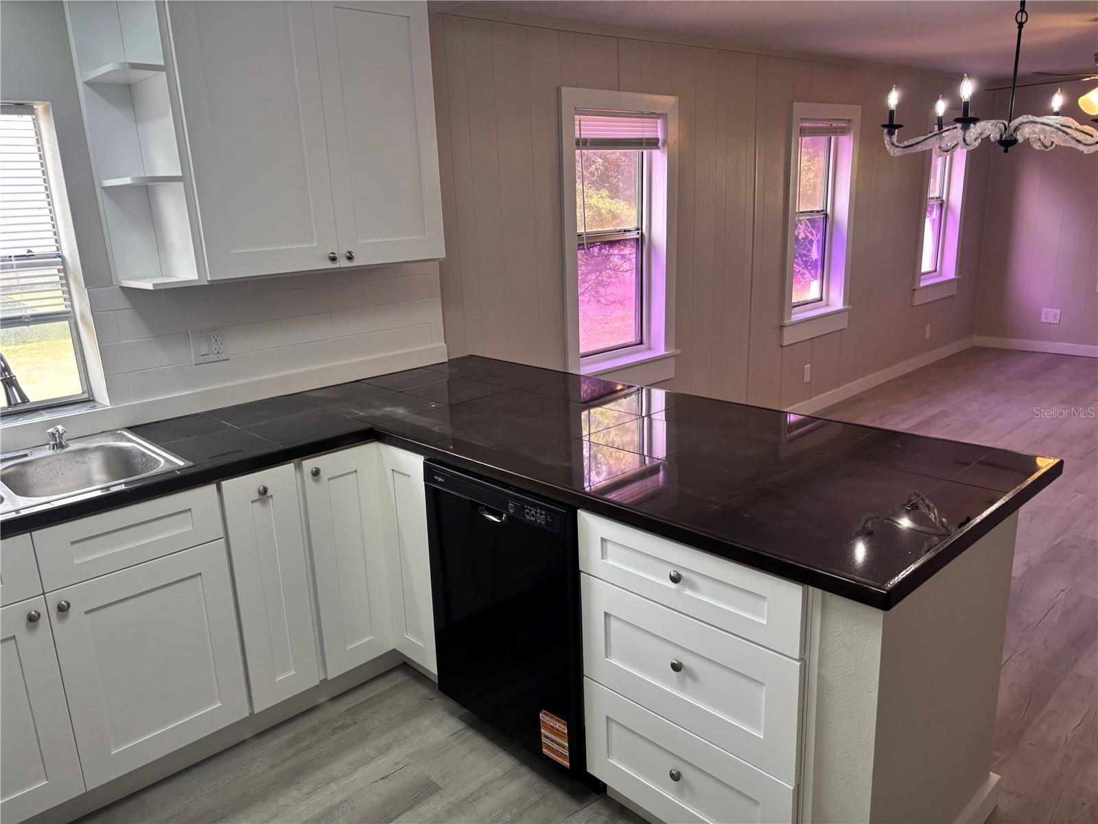 DONS PLACE - Residential