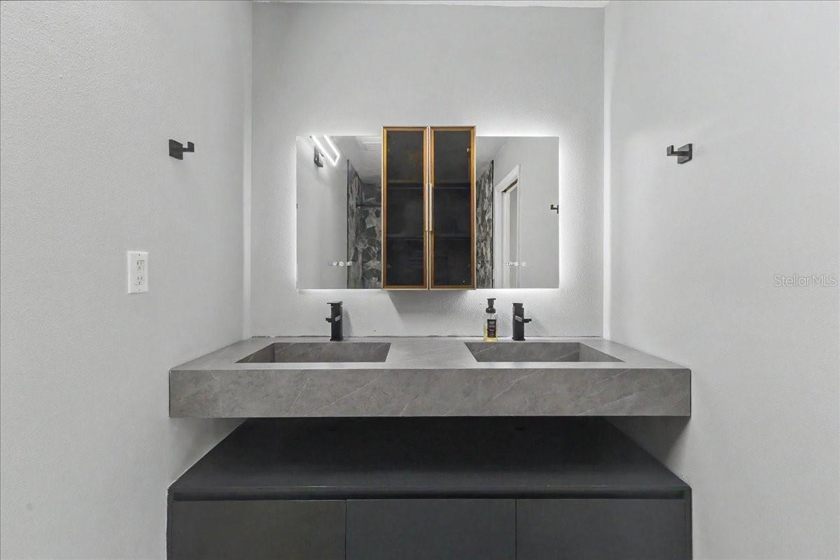 FLORIDA SHORES 01 - Residential