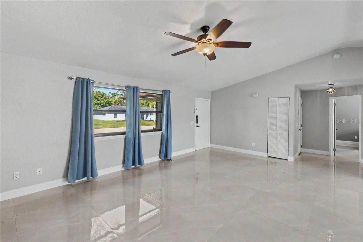 FLORIDA SHORES 01 - Residential