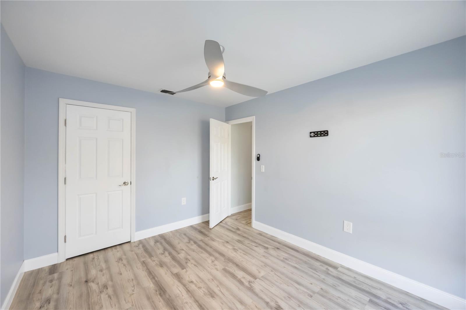 WARM MINERAL SPGS - Residential