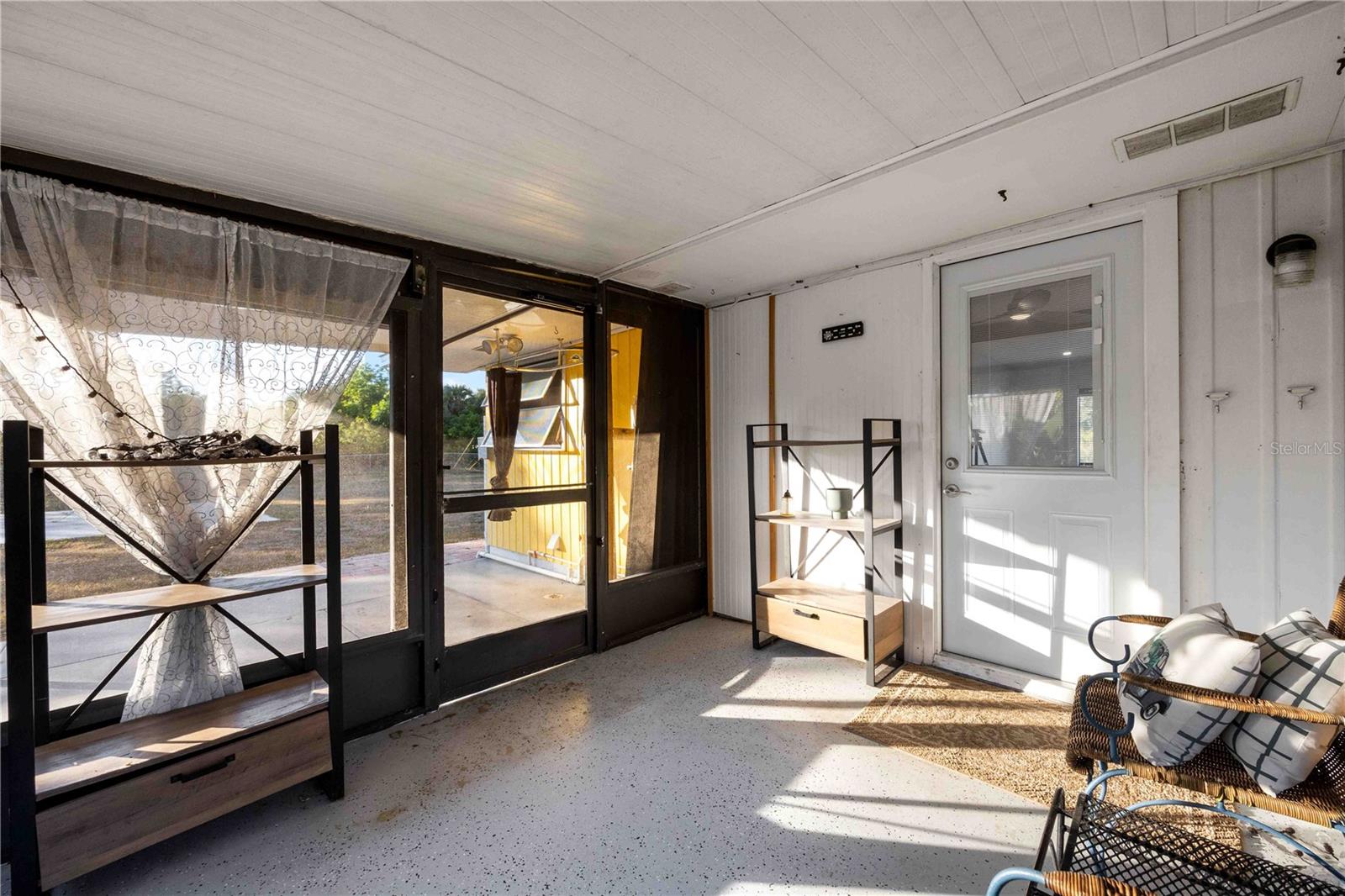 WARM MINERAL SPGS - Residential