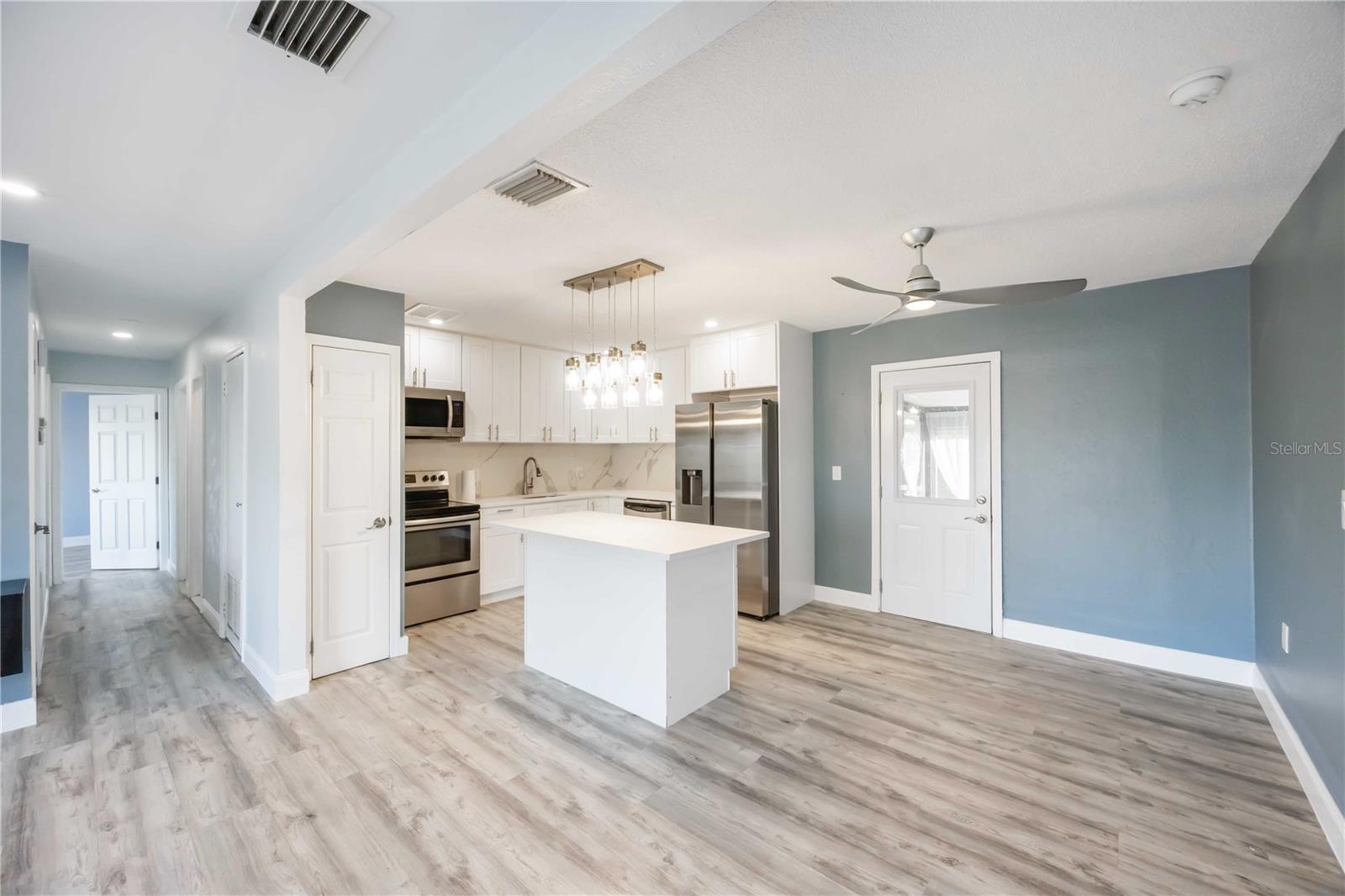 WARM MINERAL SPGS - Residential