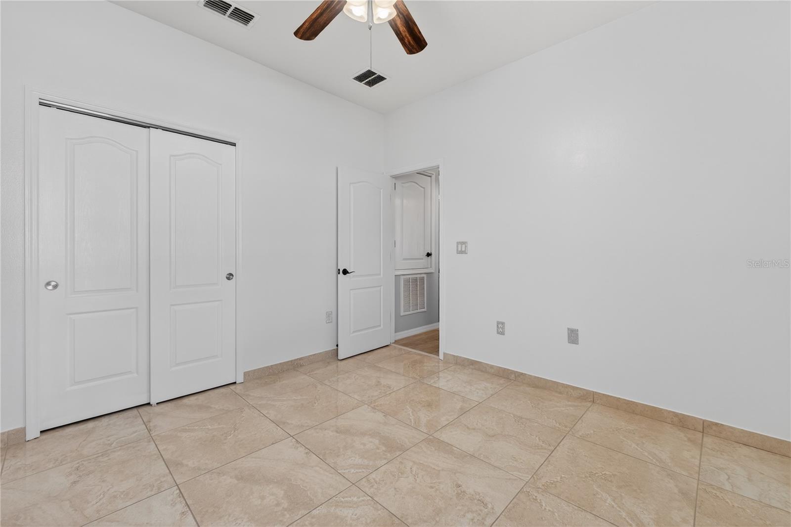 BRIDGEFORD XING - Residential