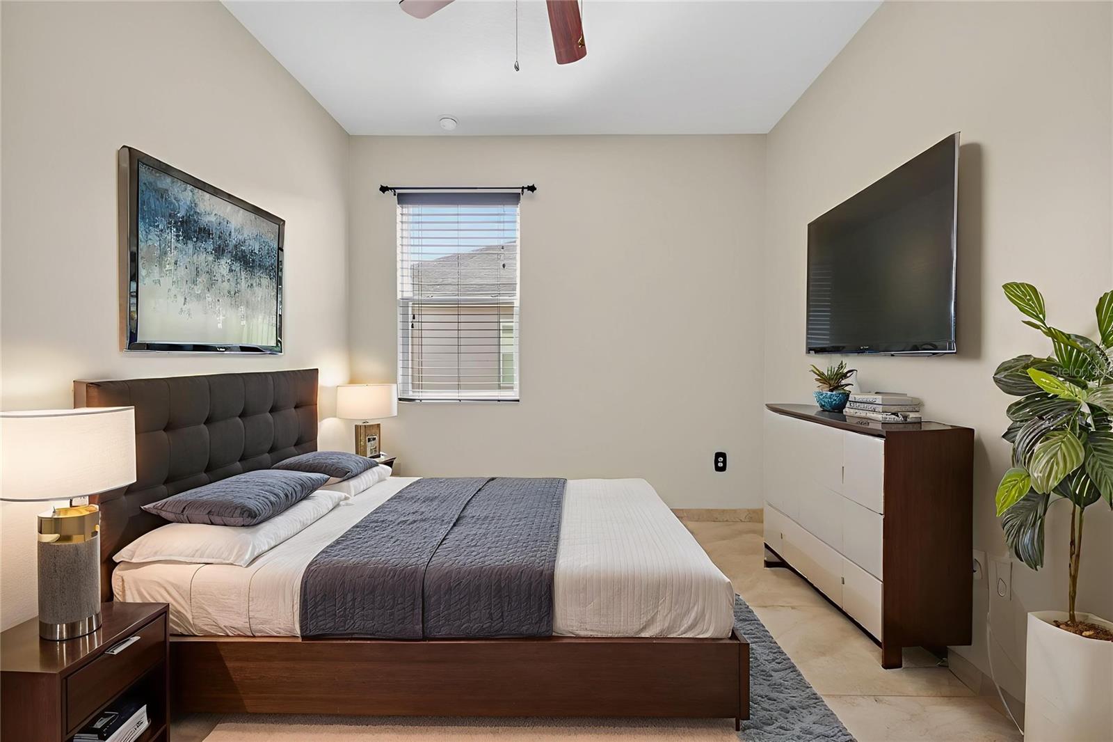 BRIDGEFORD XING - Residential