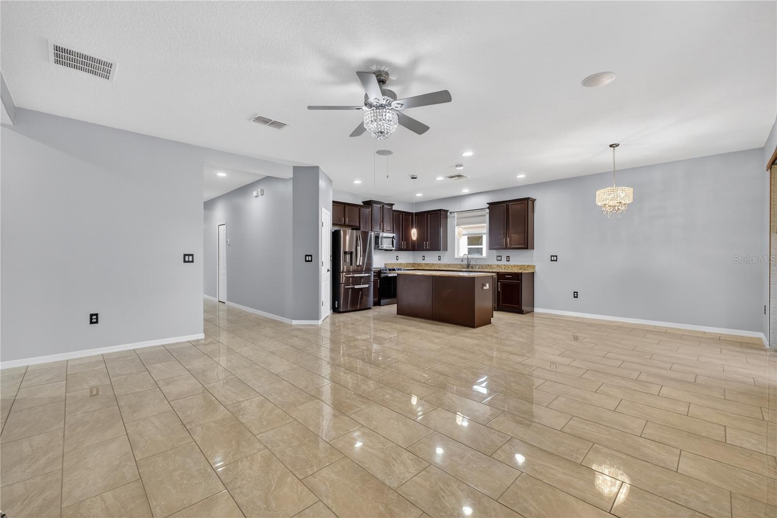 BRIDGEFORD XING - Residential