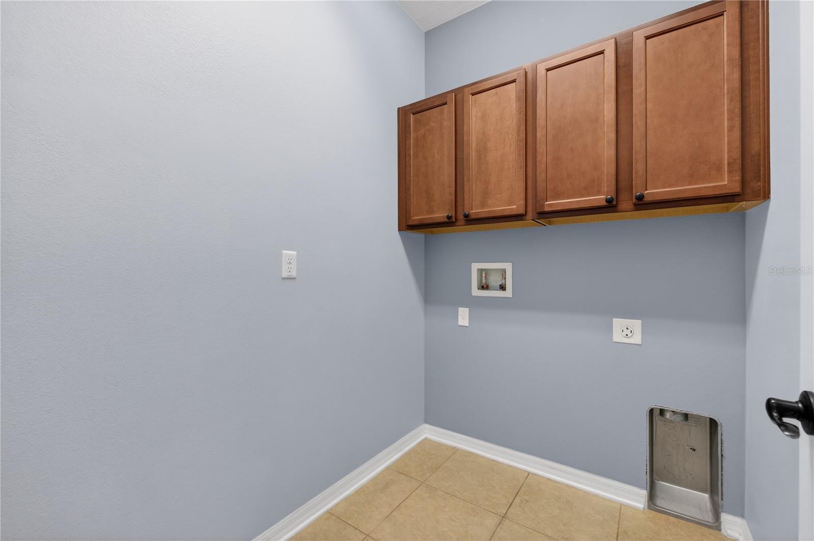 BRIDGEFORD XING - Residential