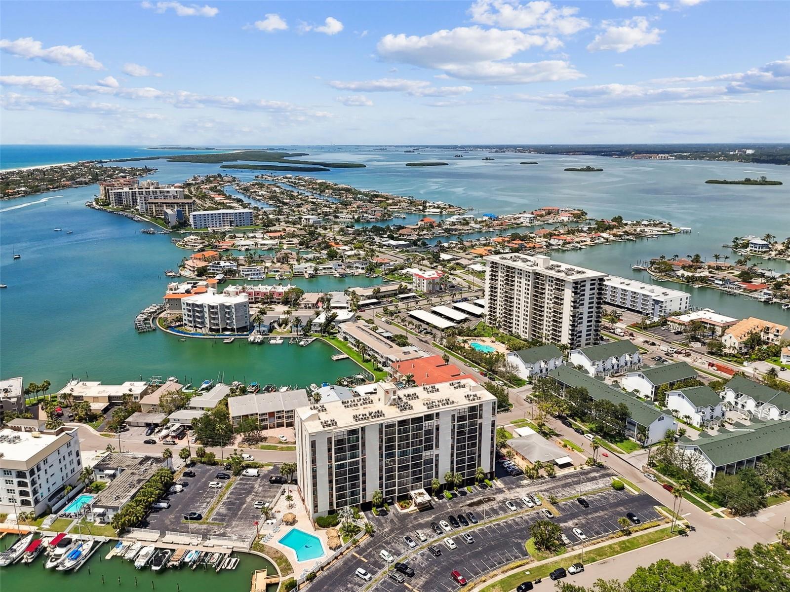 DOLPHIN COVE CLEARWATER - Residential