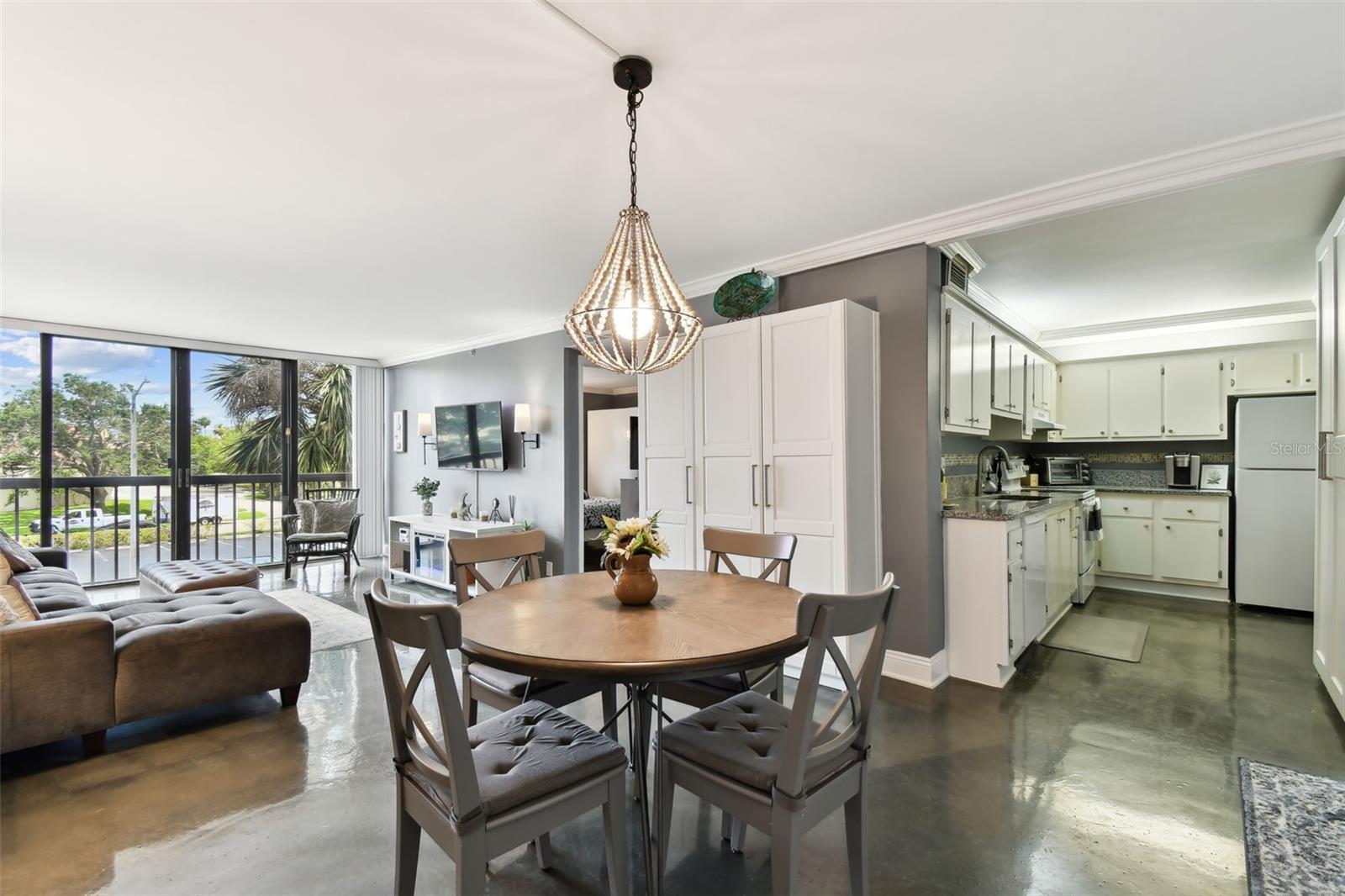 DOLPHIN COVE CLEARWATER - Residential