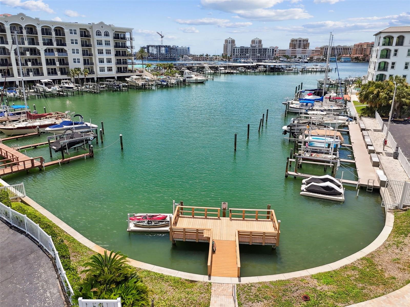 DOLPHIN COVE CLEARWATER - Residential