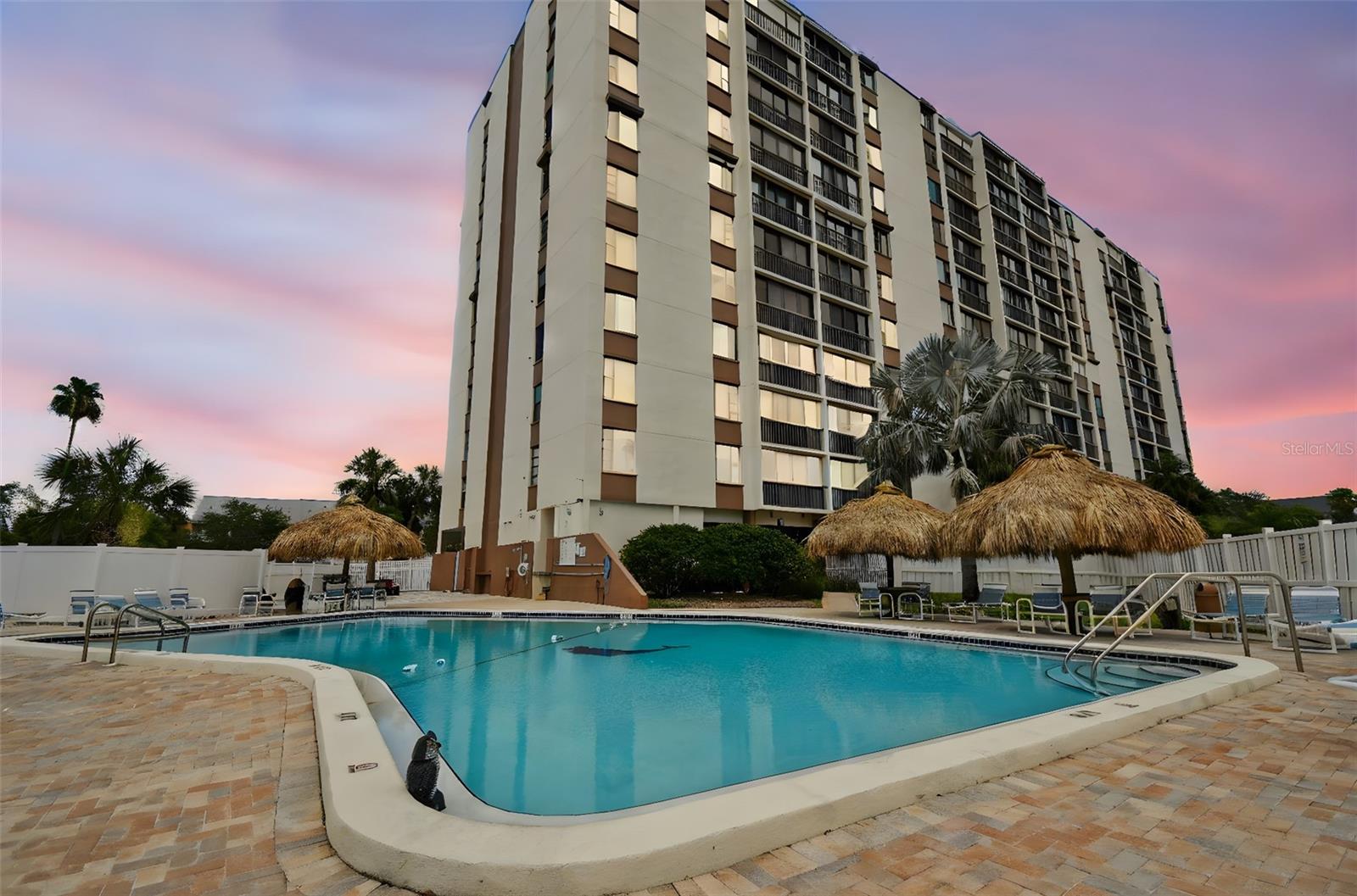 255 DOLPHIN POINT 207
