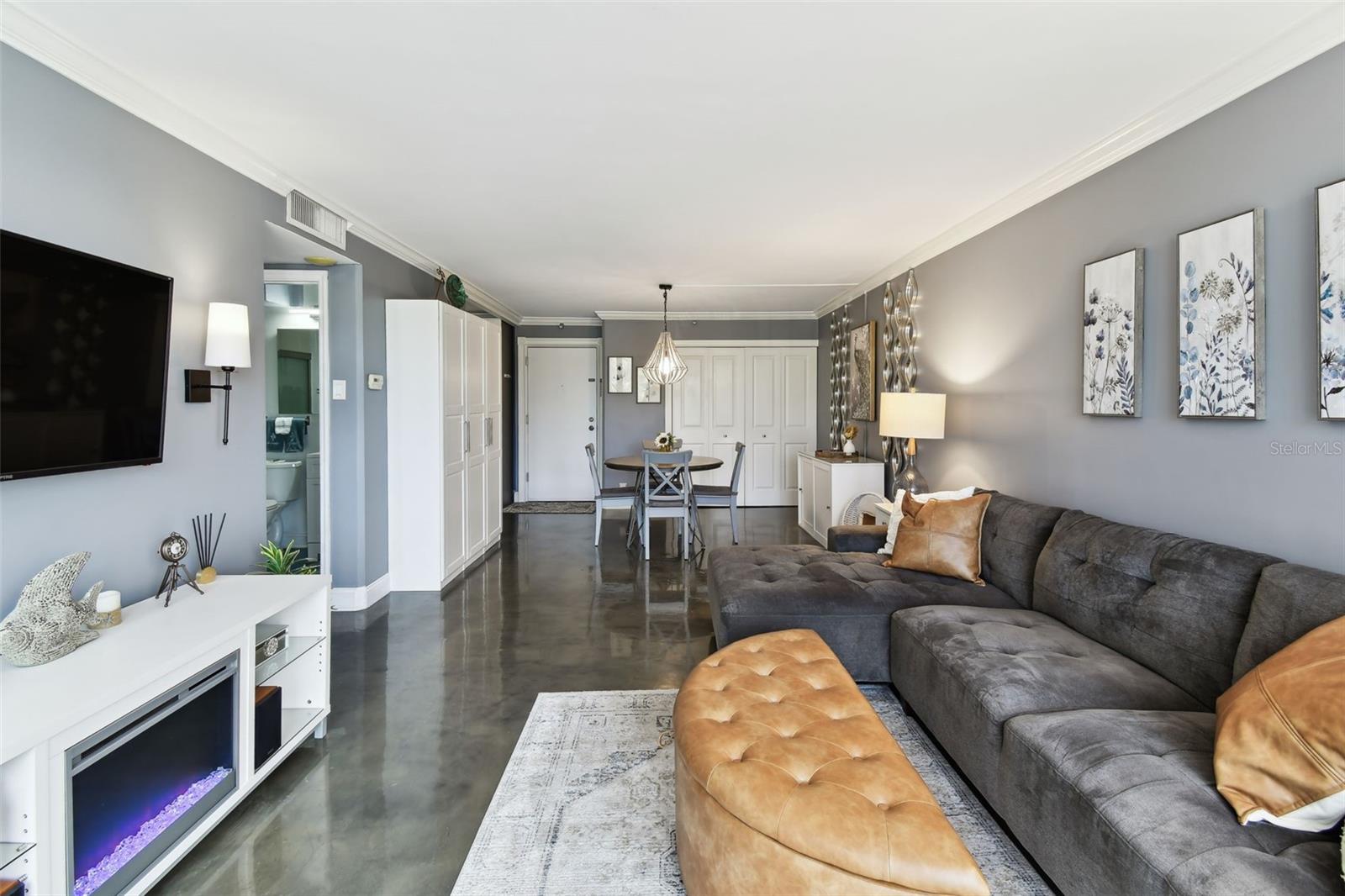 DOLPHIN COVE CLEARWATER - Residential