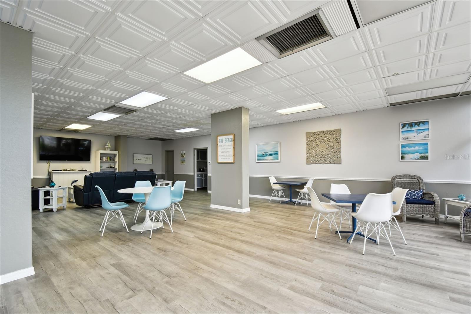 DOLPHIN COVE CLEARWATER - Residential