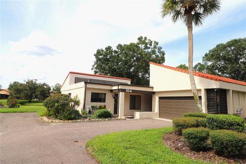 A home in PLANT CITY