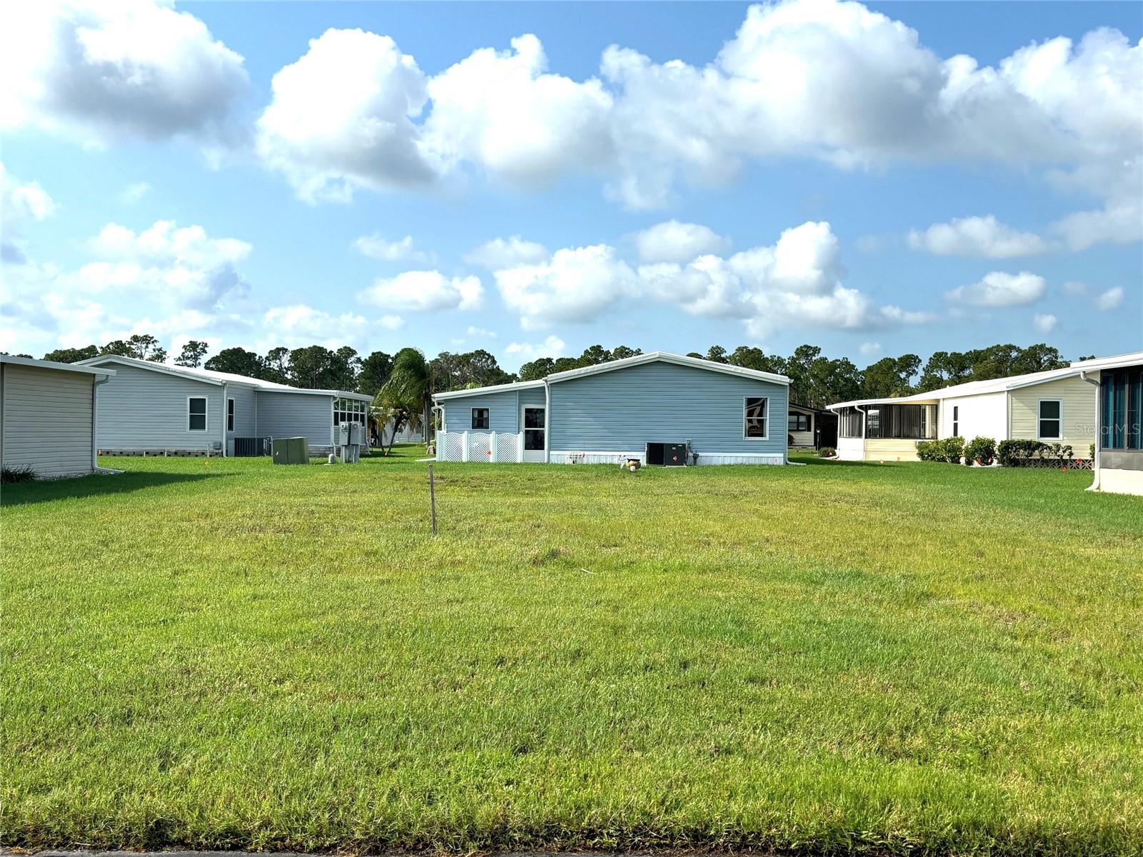 LA CASA MHP CO-OP - Land