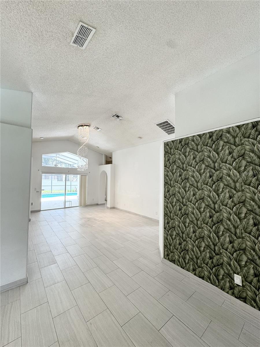 2627 ONEIDA LOOP