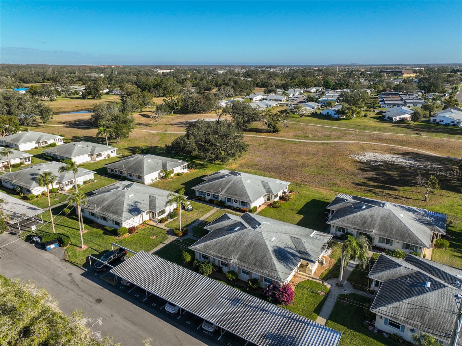 1901 CANTERBURY LANE 19