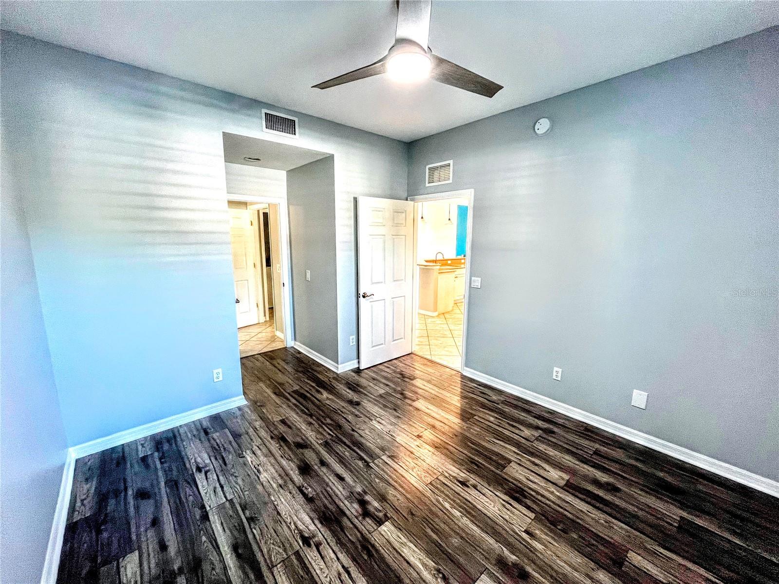 HARBORAGE ON BRADEN RIVER IV PH III - Residential Lease