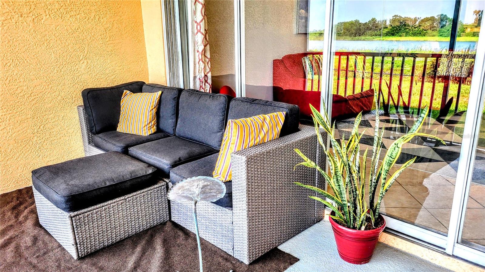 HARBORAGE ON BRADEN RIVER IV PH III - Residential Lease