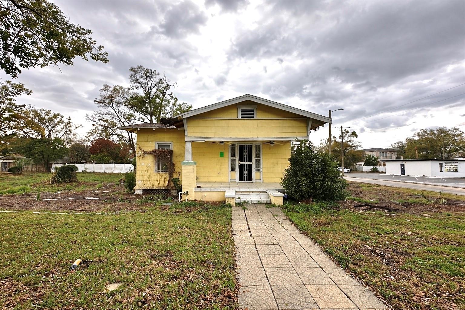 FLORIDA PLACE - Land