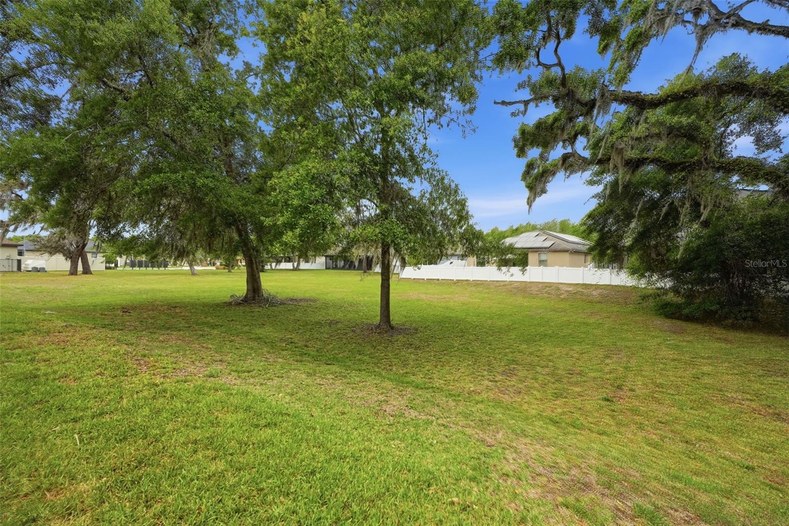 ROSE HAVEN PH 01 - Residential