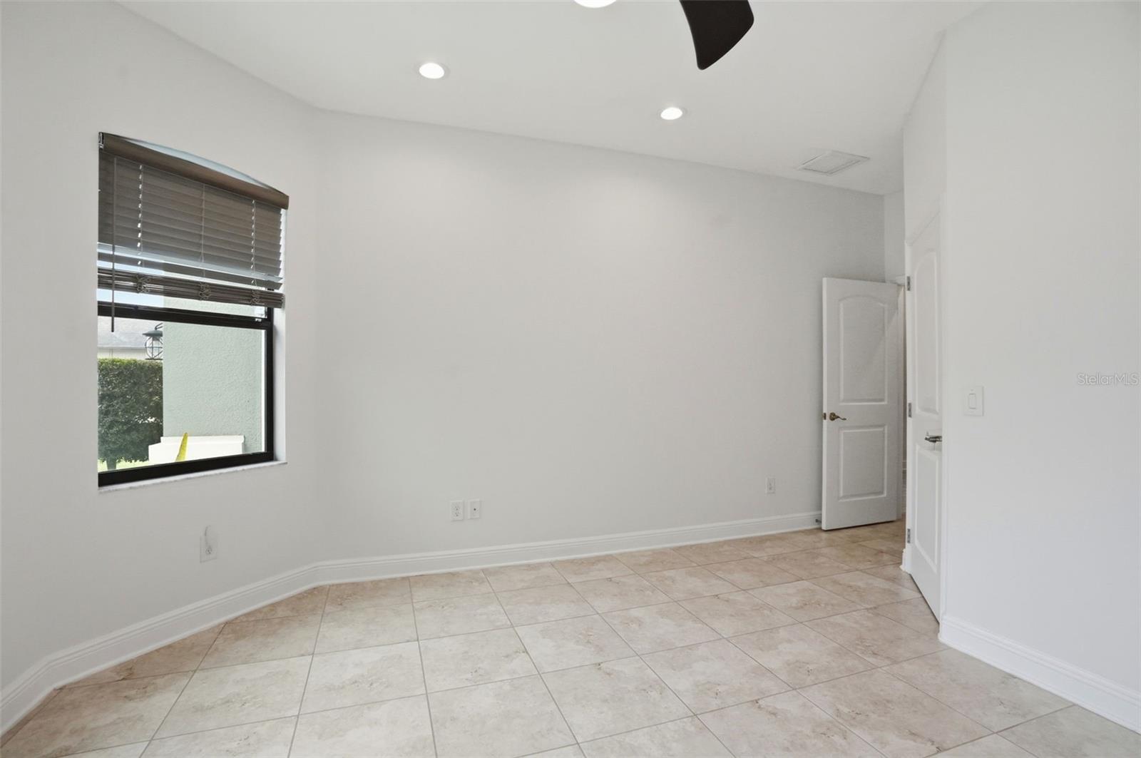 ROSE HAVEN PH 01 - Residential