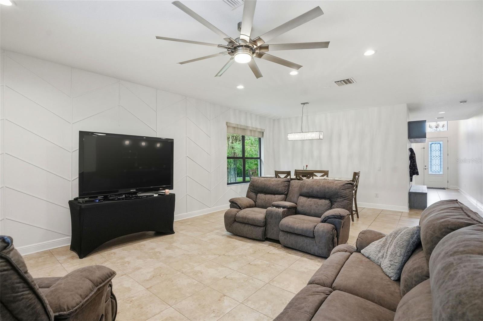 ROSE HAVEN PH 01 - Residential