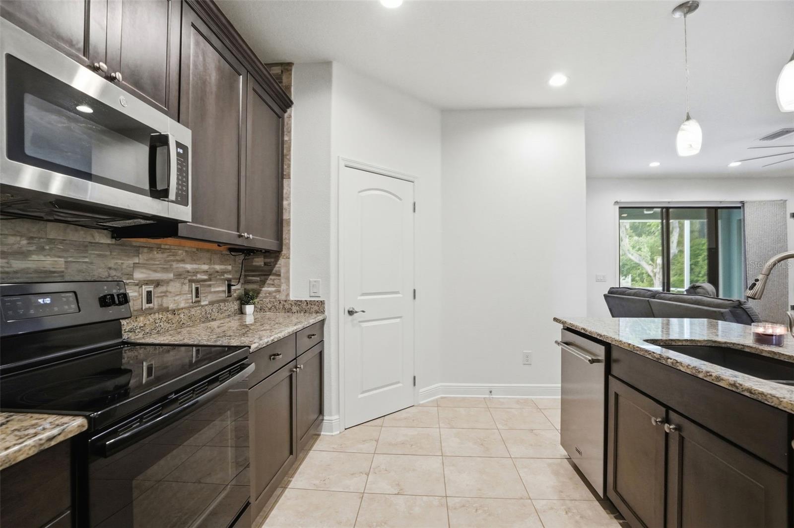 ROSE HAVEN PH 01 - Residential