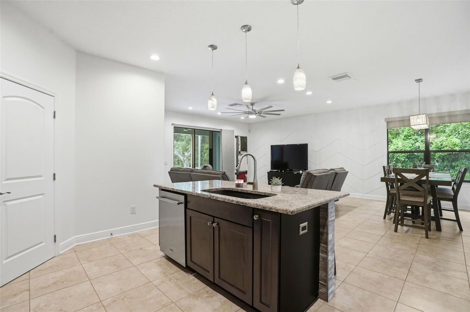 ROSE HAVEN PH 01 - Residential