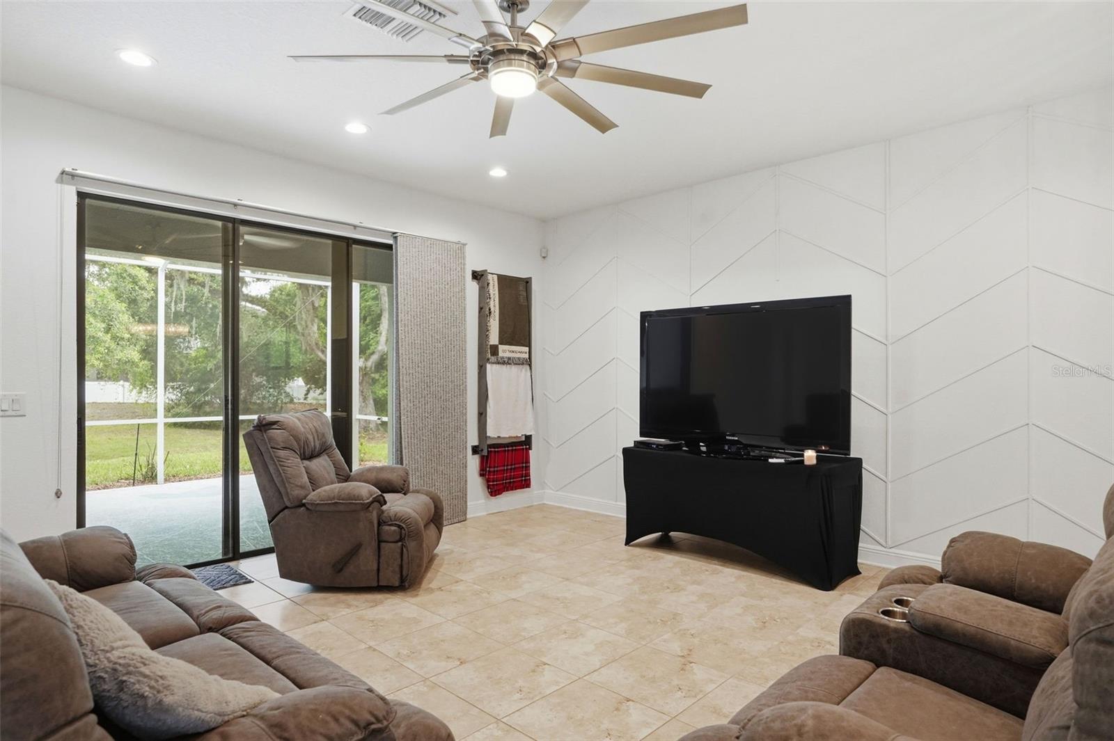 ROSE HAVEN PH 01 - Residential