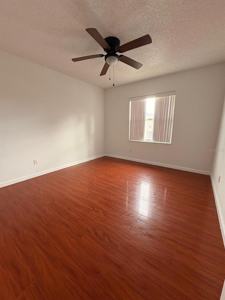 HAWTHORNE VILLAGE - Residential Lease