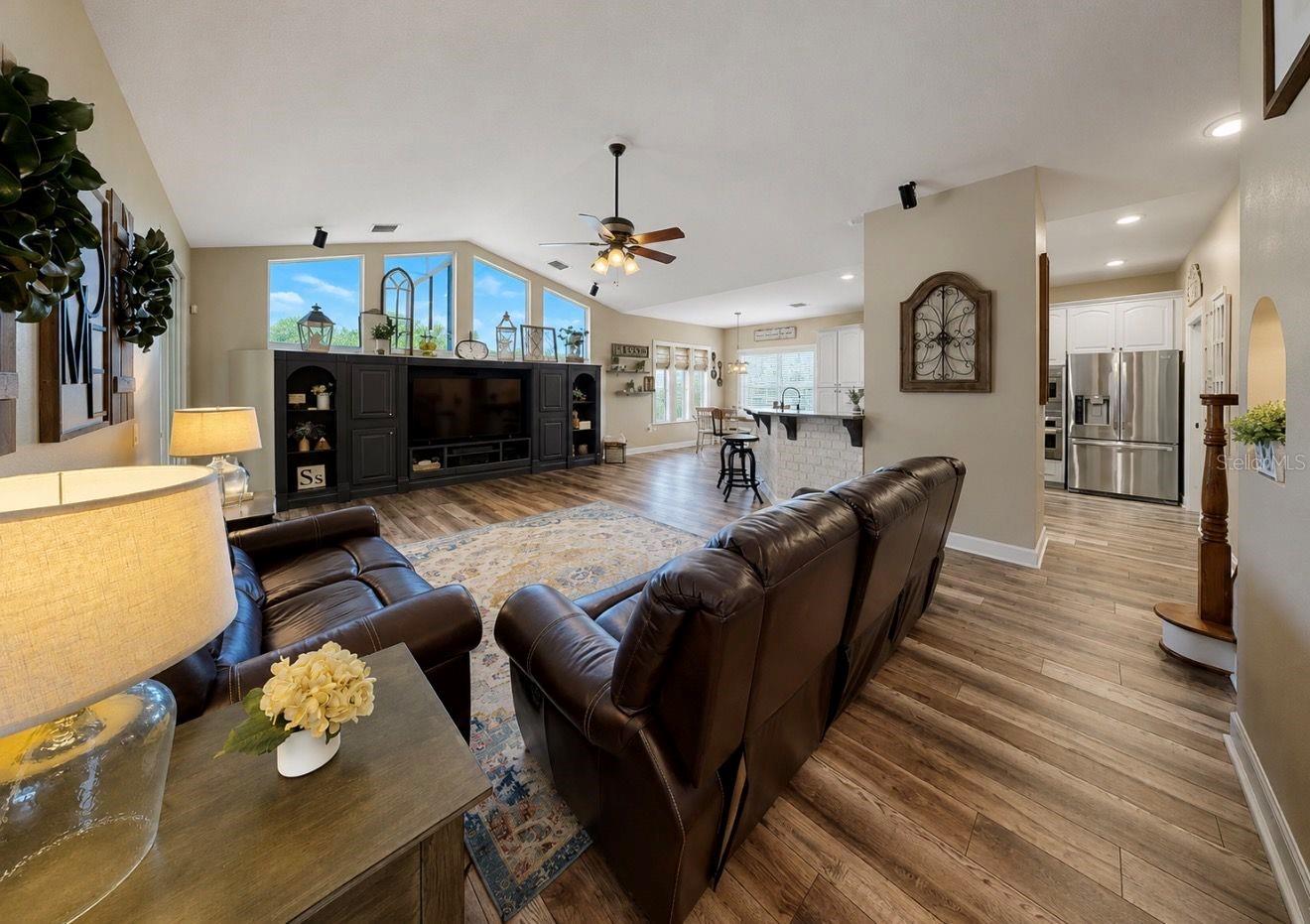 10619 LITHIA ESTATES DRIVE