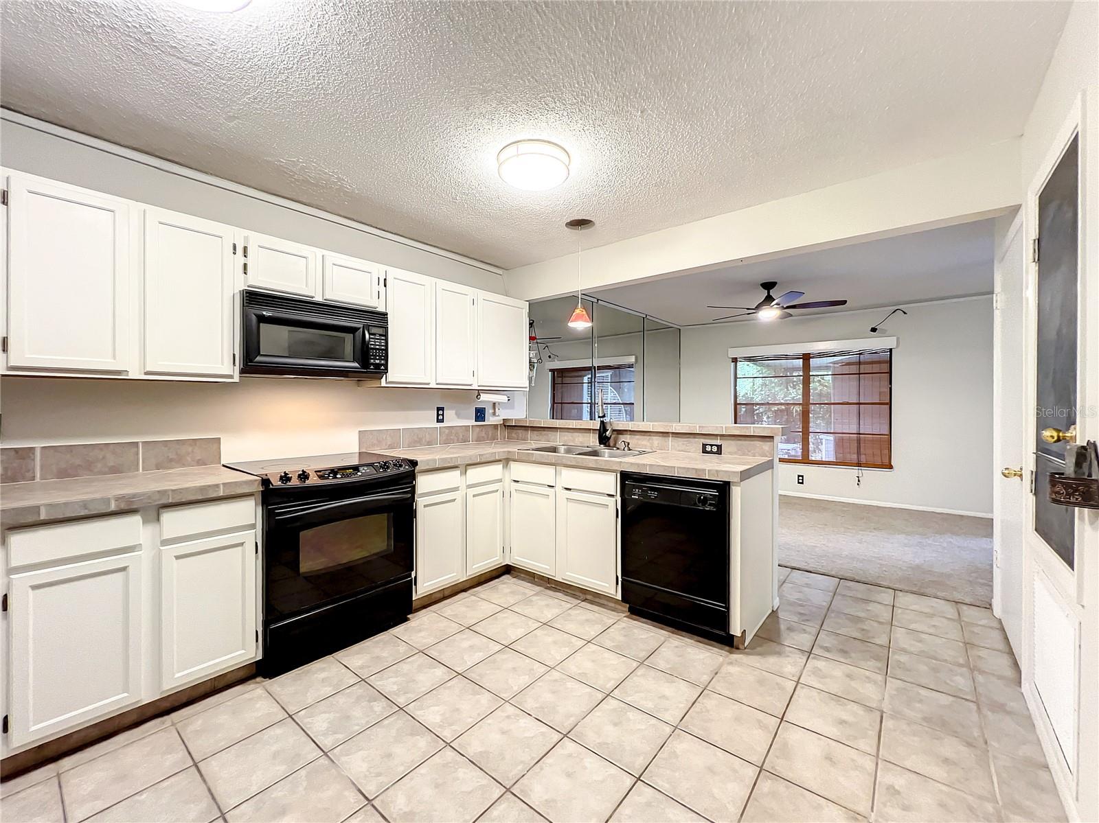 LAKEWOOD AT THE CROSSINGS UNIT 2 - Residential