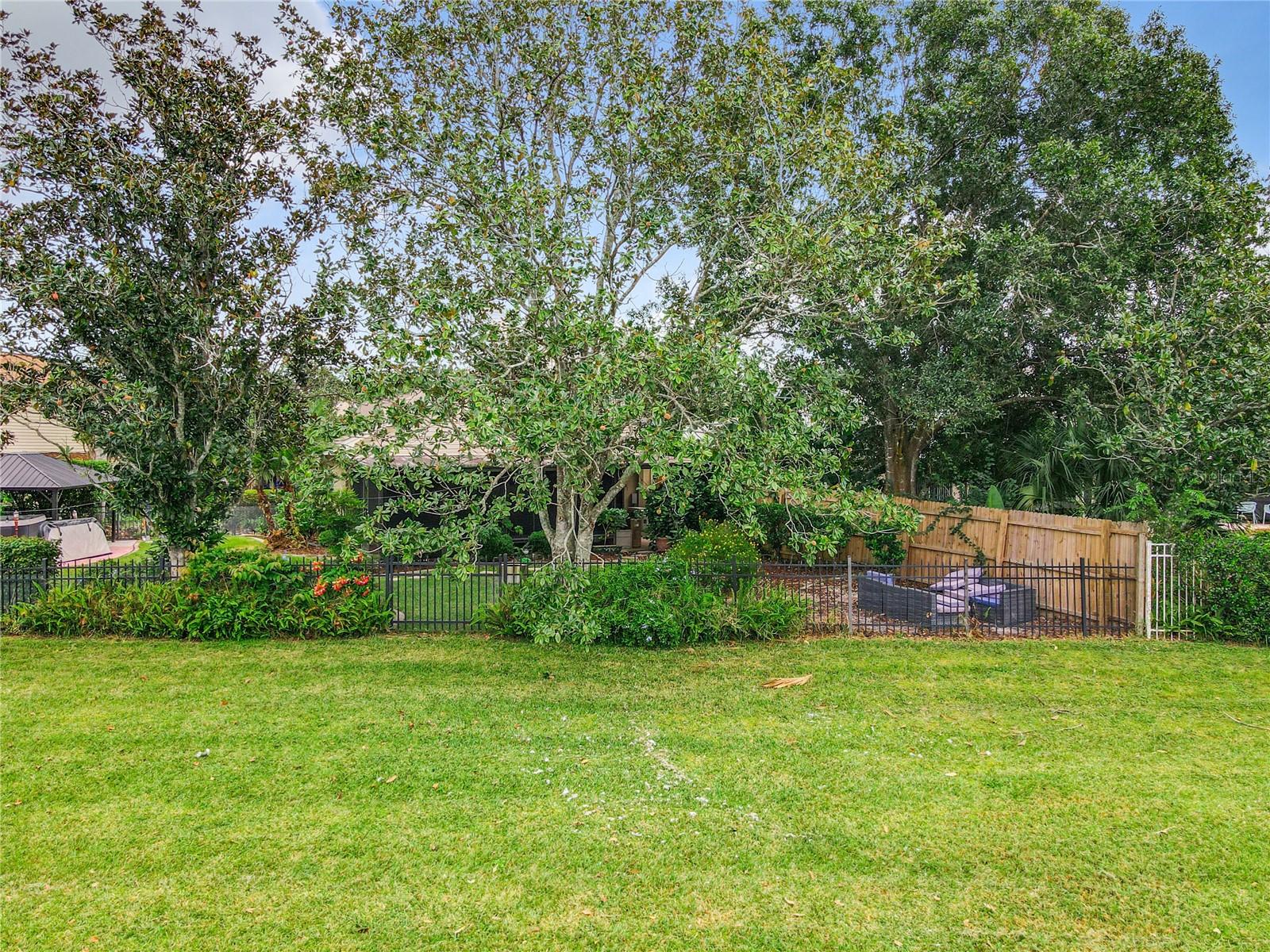 LAKEWOOD AT THE CROSSINGS UNIT 2 - Residential