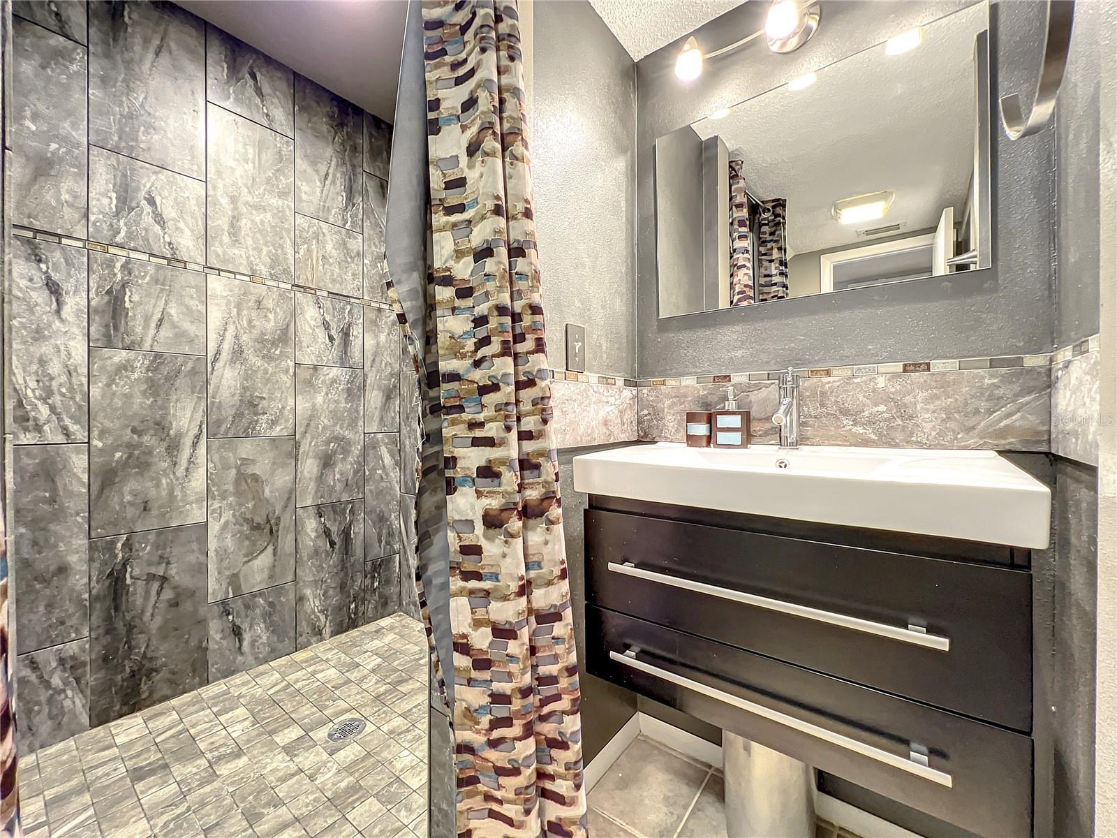 LAKEWOOD AT THE CROSSINGS UNIT 2 - Residential