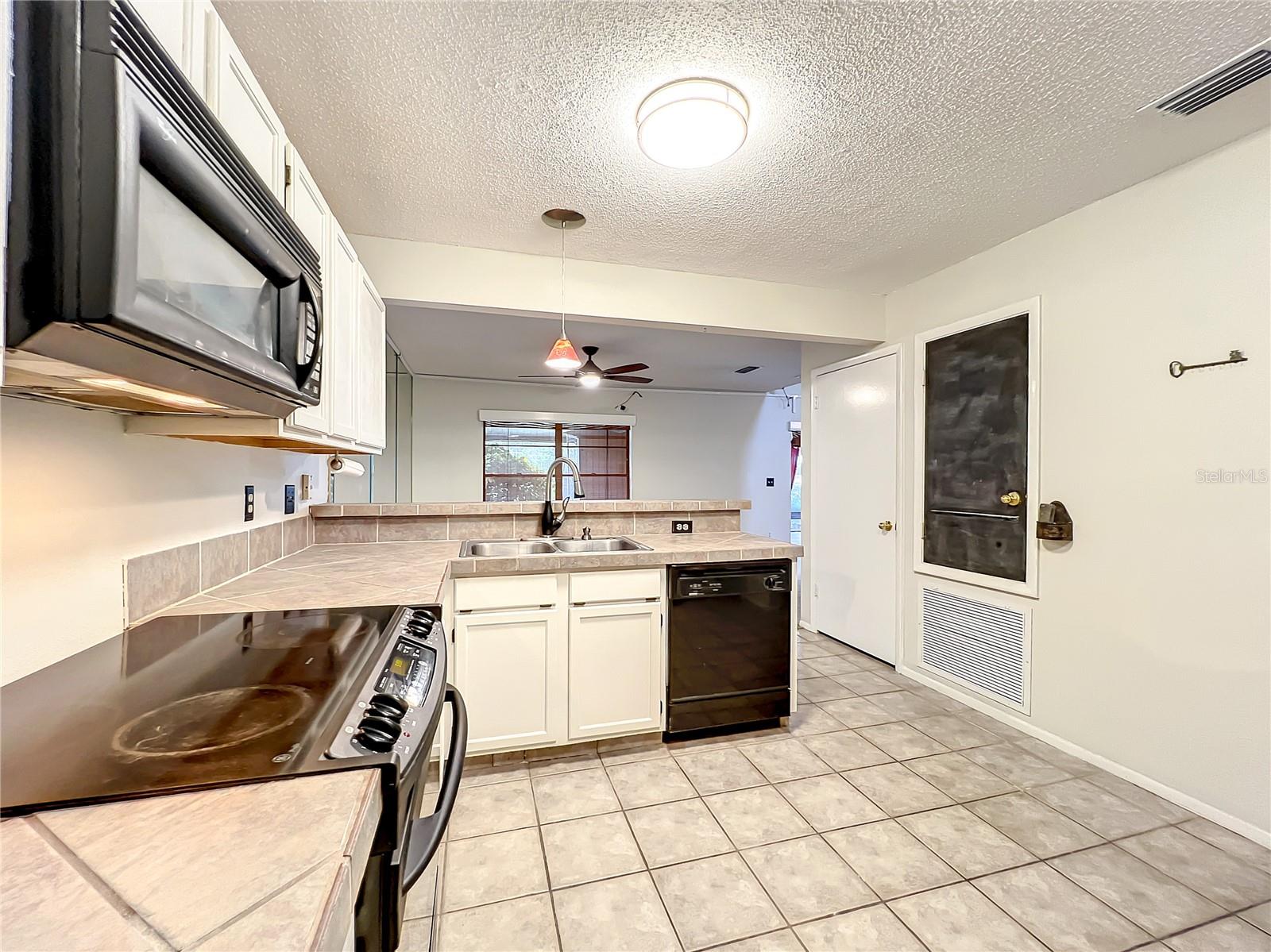 LAKEWOOD AT THE CROSSINGS UNIT 2 - Residential