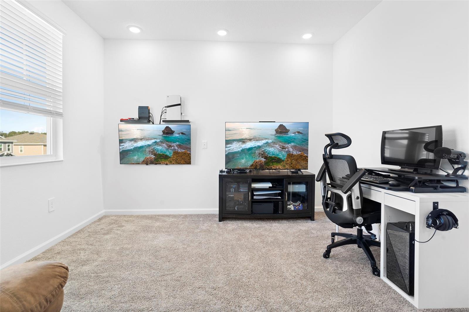 RHETTS RIDGE 112/1 LOT 37 - Residential