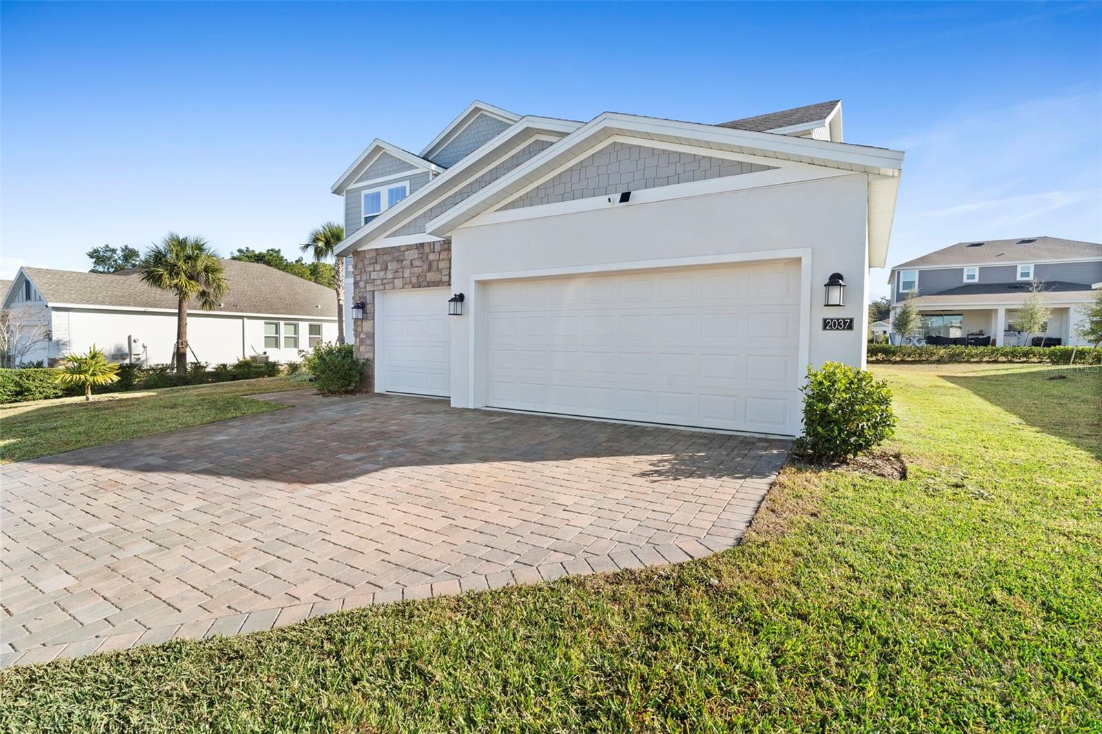 RHETTS RIDGE 112/1 LOT 37 - Residential