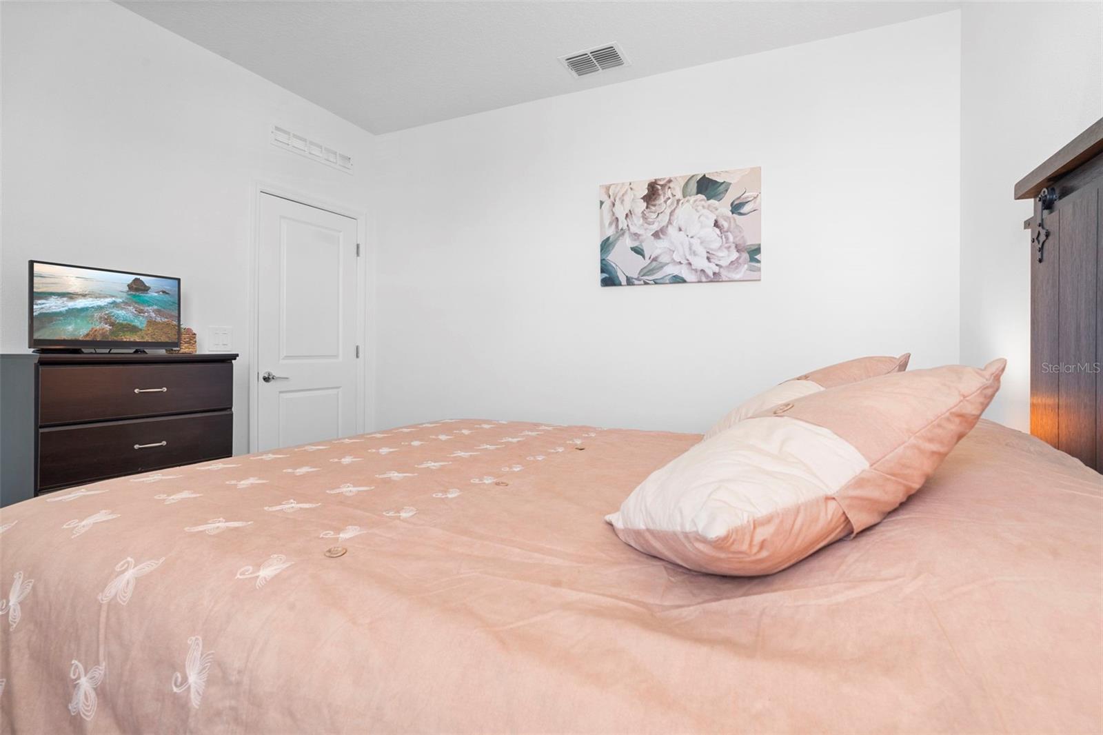 RHETTS RIDGE 112/1 LOT 37 - Residential