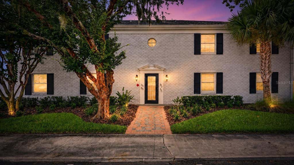Photo of 222 Lewfield Circle, Winter Park, FL 32792 (MLS # O6436344)