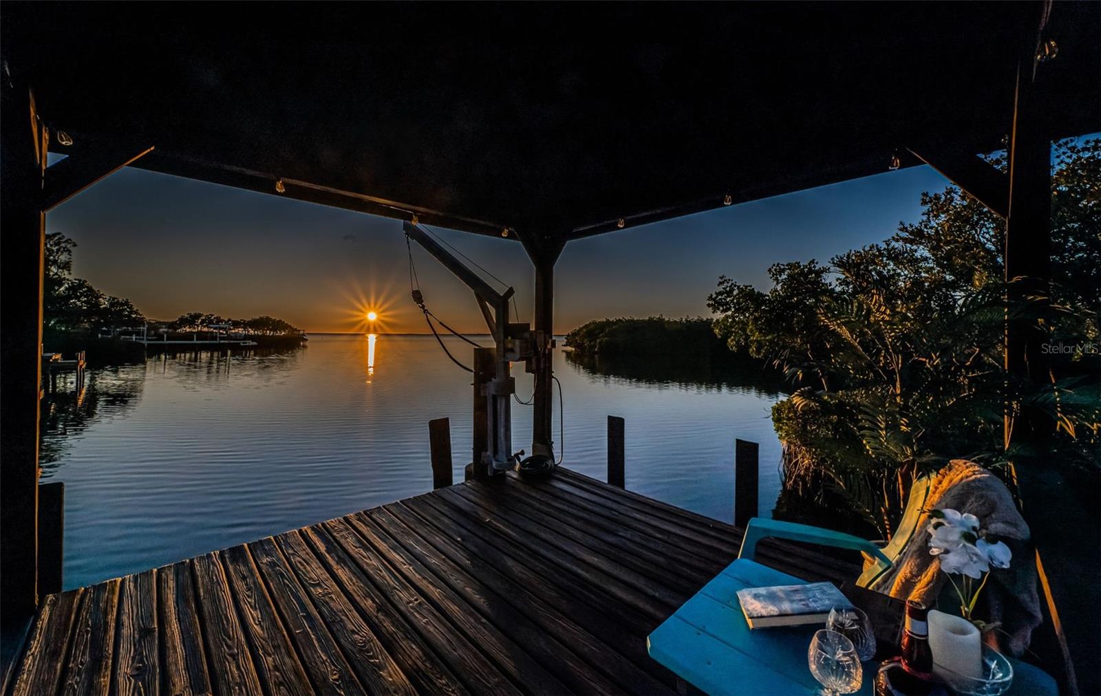 1616 SEA BREEZE DRIVE