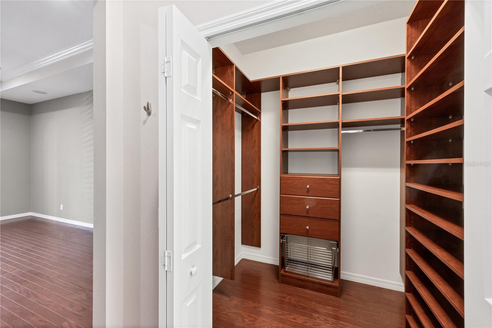 HAROURWALK AT THE INLETS - Residential