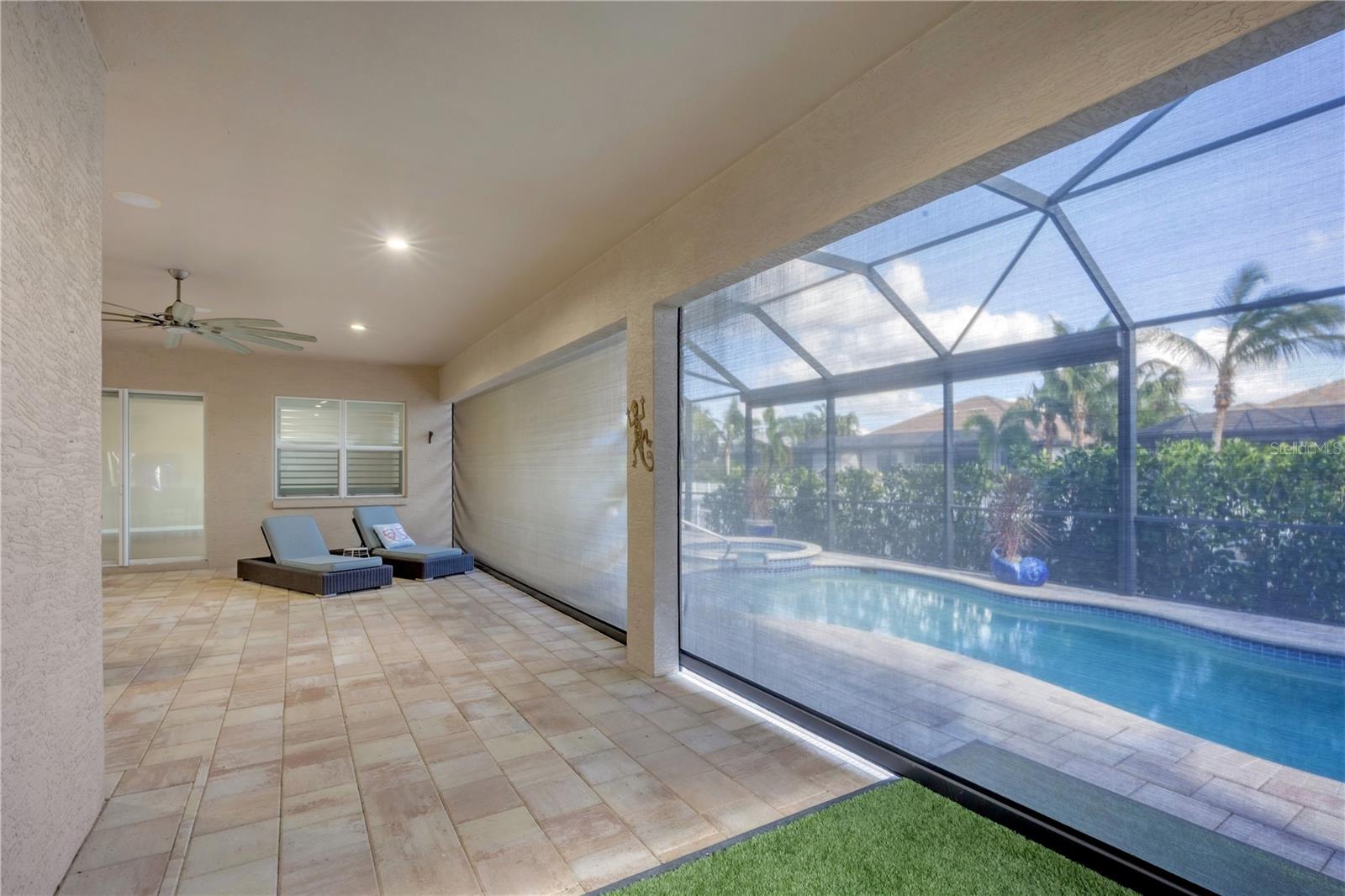 HAROURWALK AT THE INLETS - Residential