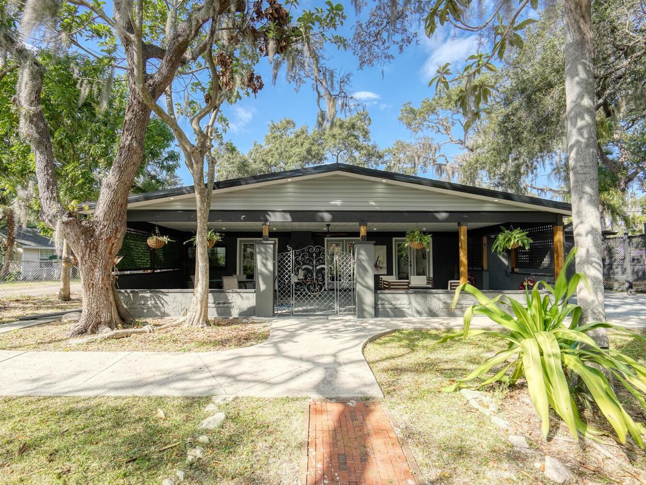 NEW PORT RICHEY CITY - Residential